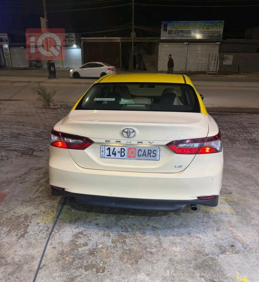 تۆیۆتا کامری